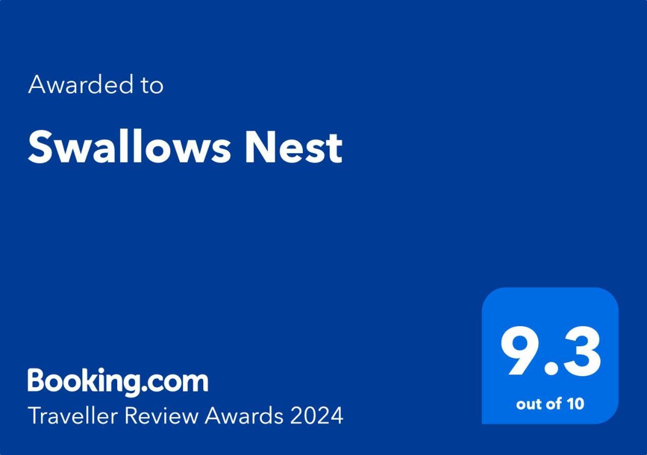 Swallows Nest Бюд Екстериор снимка